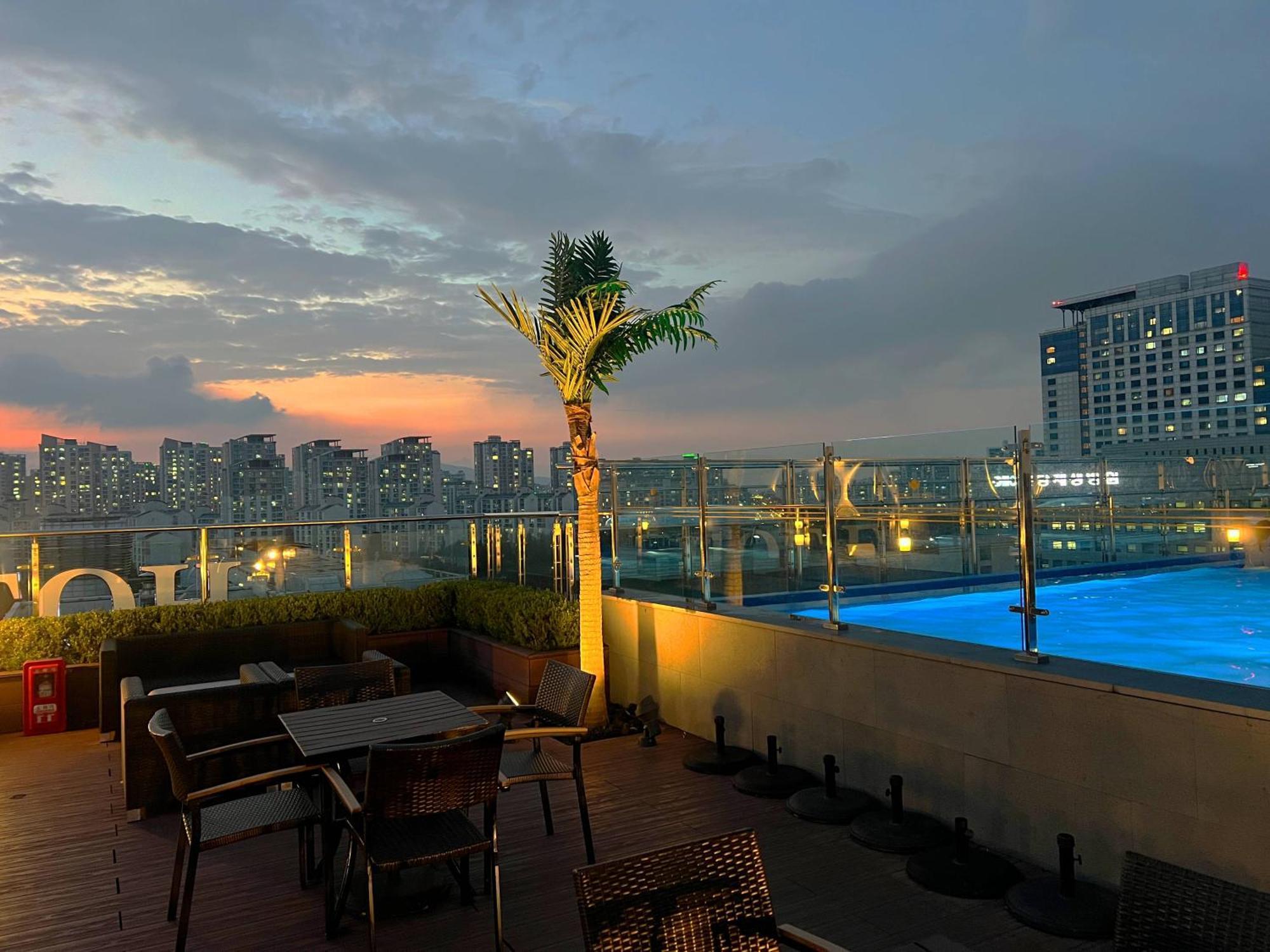 Hotel Skypark Central Seoul Pangyo Seongnam Zewnętrze zdjęcie